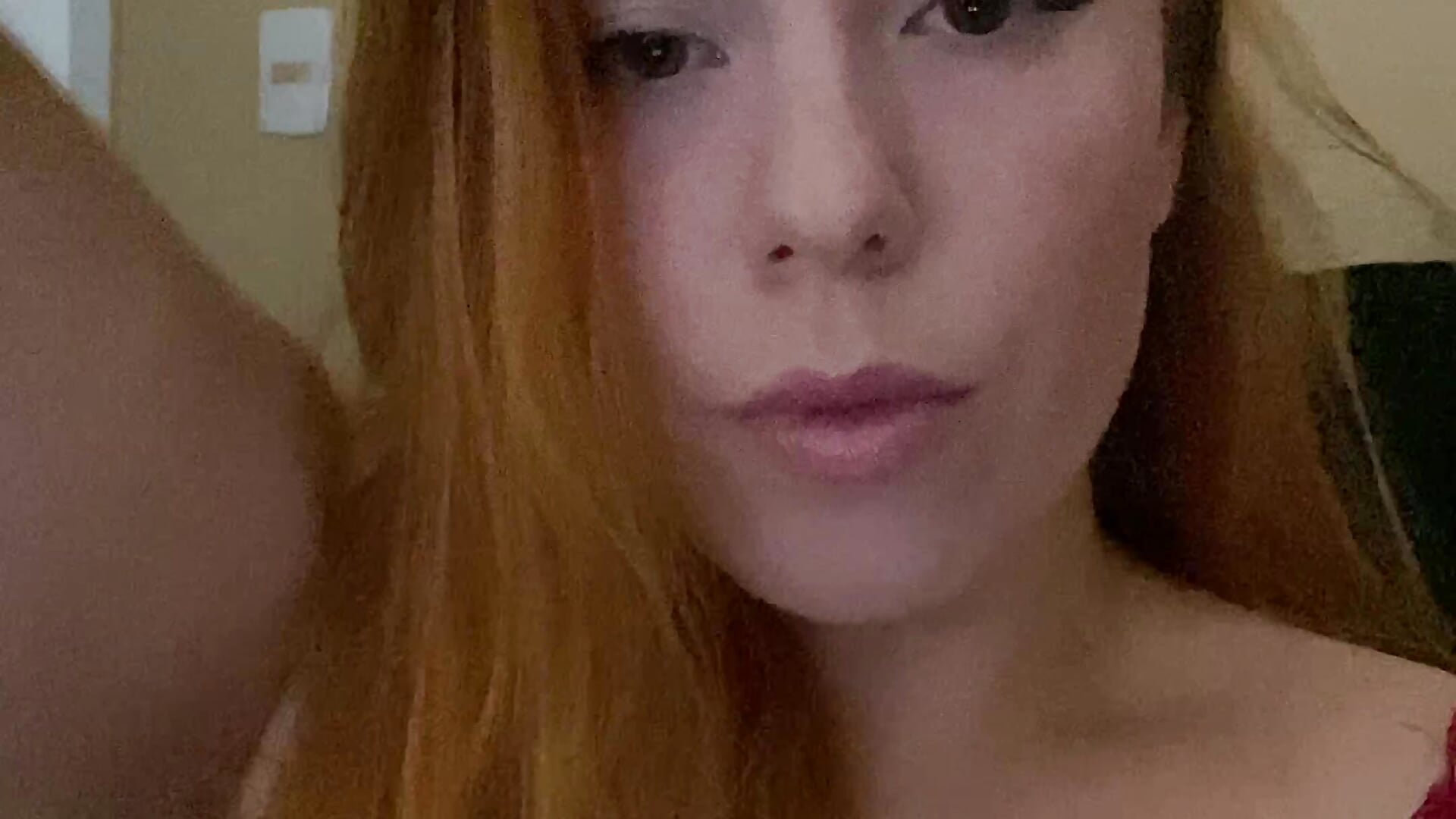 Come to see me!– gingerninna kameramodell videója