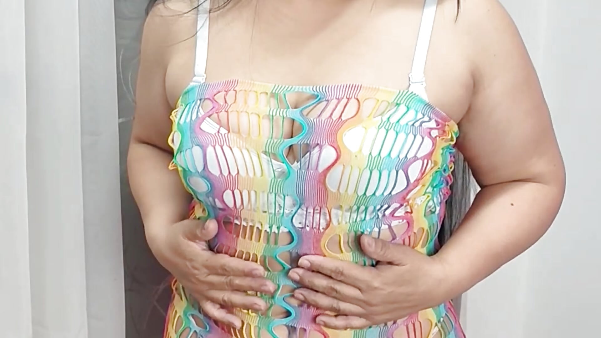 1000136779 - video by EvelinLee02 cam model