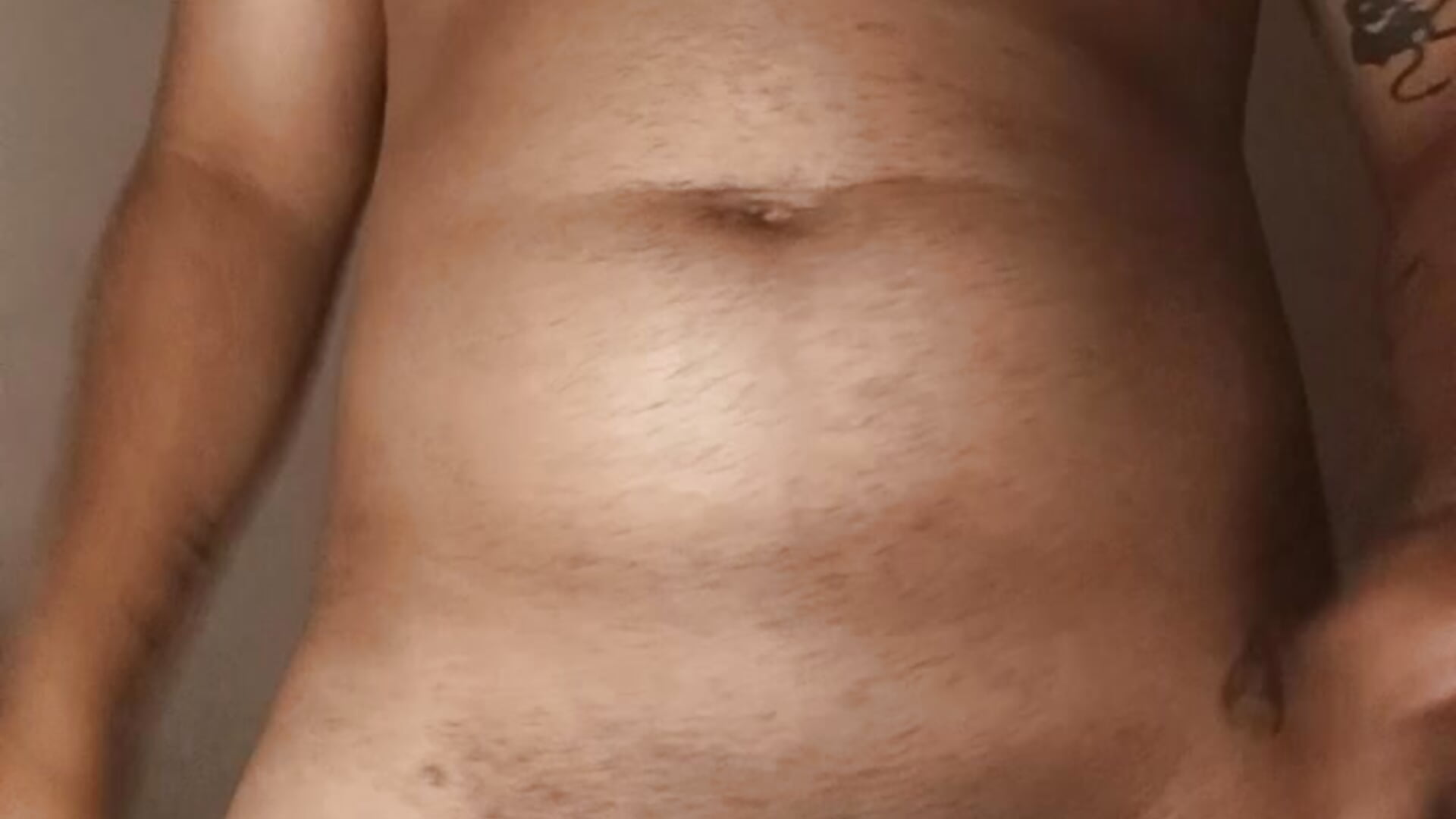 1000062043 - video av lipelottus cam model