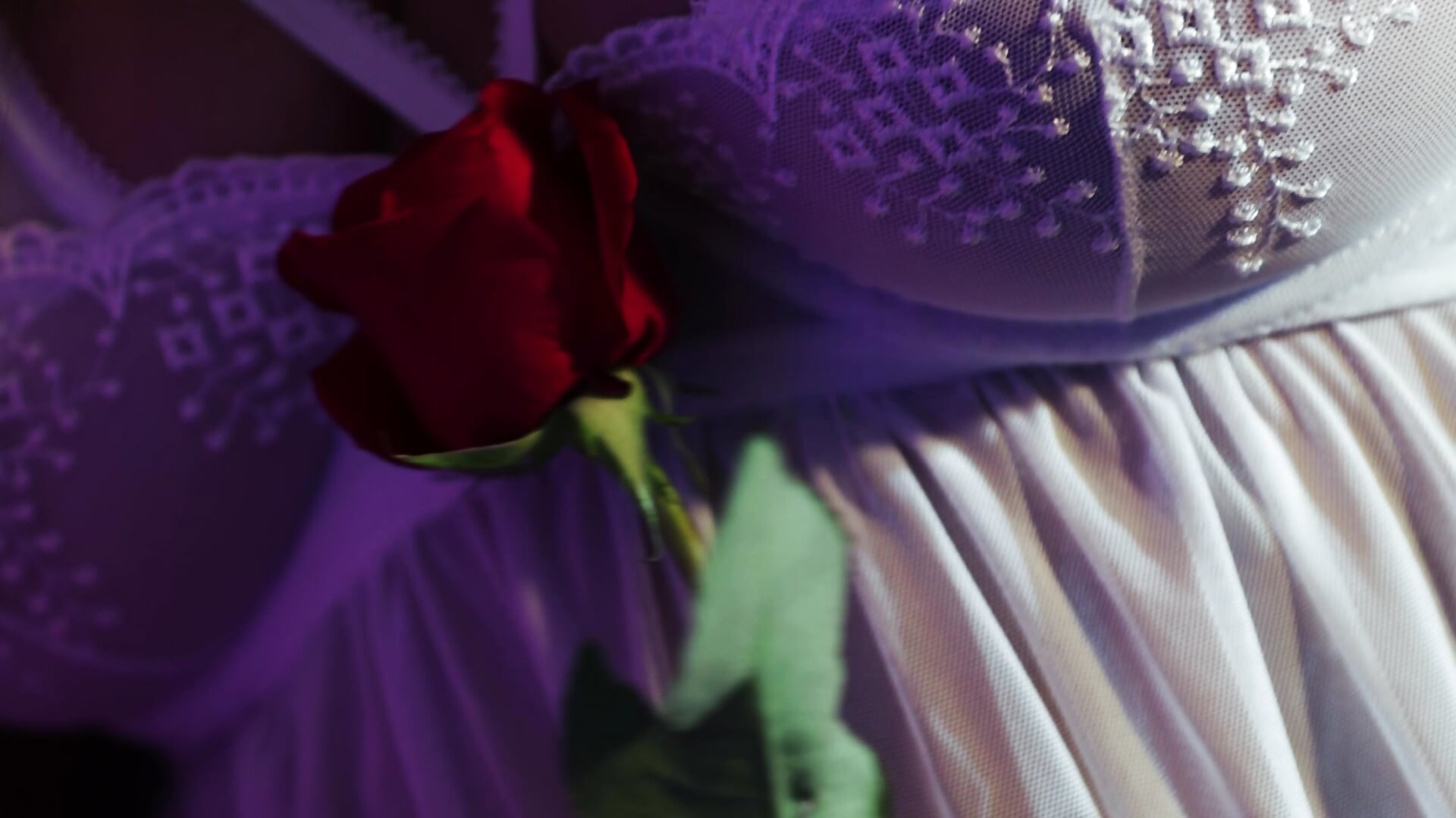 BE MY VALENTINES ? - vídeo de la modelo de cam Kathlopez