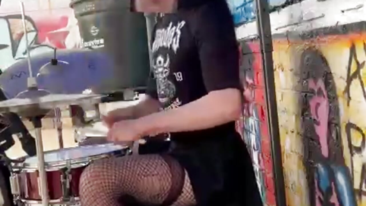 I’m a fucking rock star ☠️ - video by Hanna__mitsury_ cam model