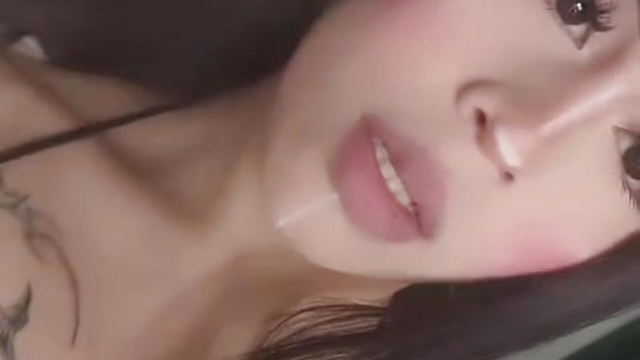 Hanna__mitsury_ – popularni video modela na kameri 5812