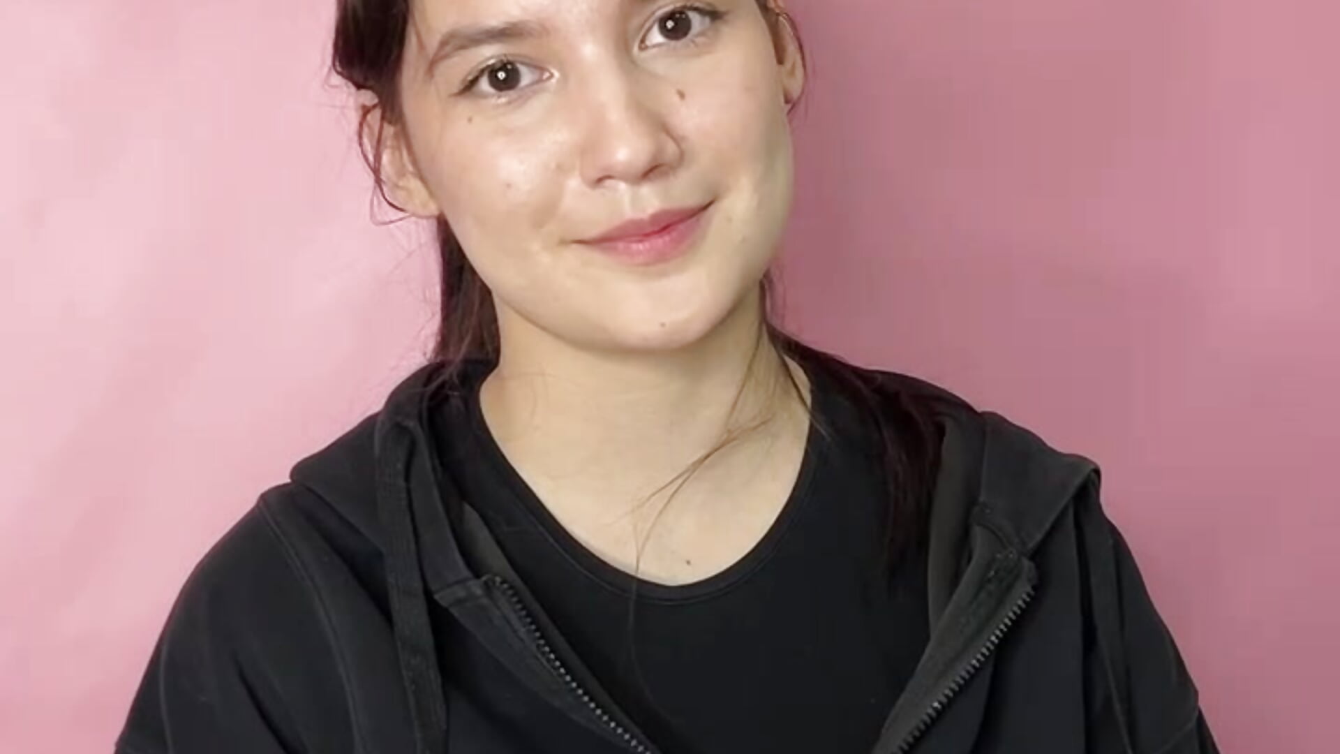 Hello❤️ - วิดีโอโดย KandisKuy โมเดลแคม