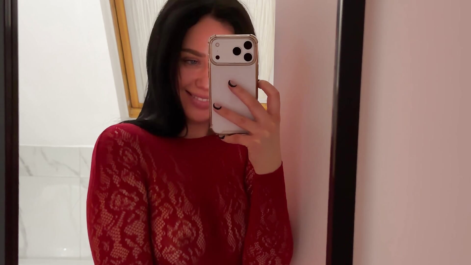 IMG_7704 - video by mira_mmira cam model