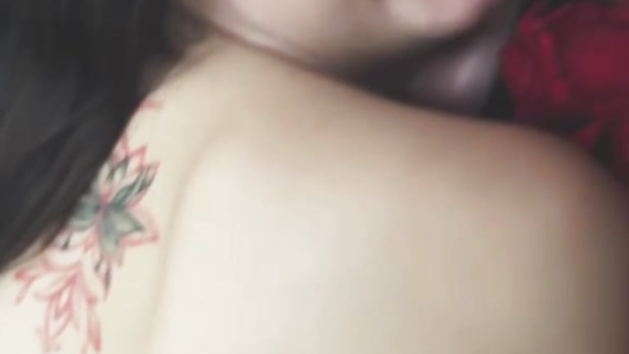 🌹 - Vídeo de Nahomyrain, modelo de vídeos