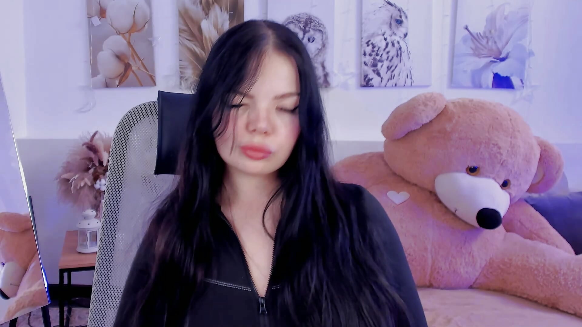 I`m so SHY....🤭 - vídeo de la modelo de cam MistyDey