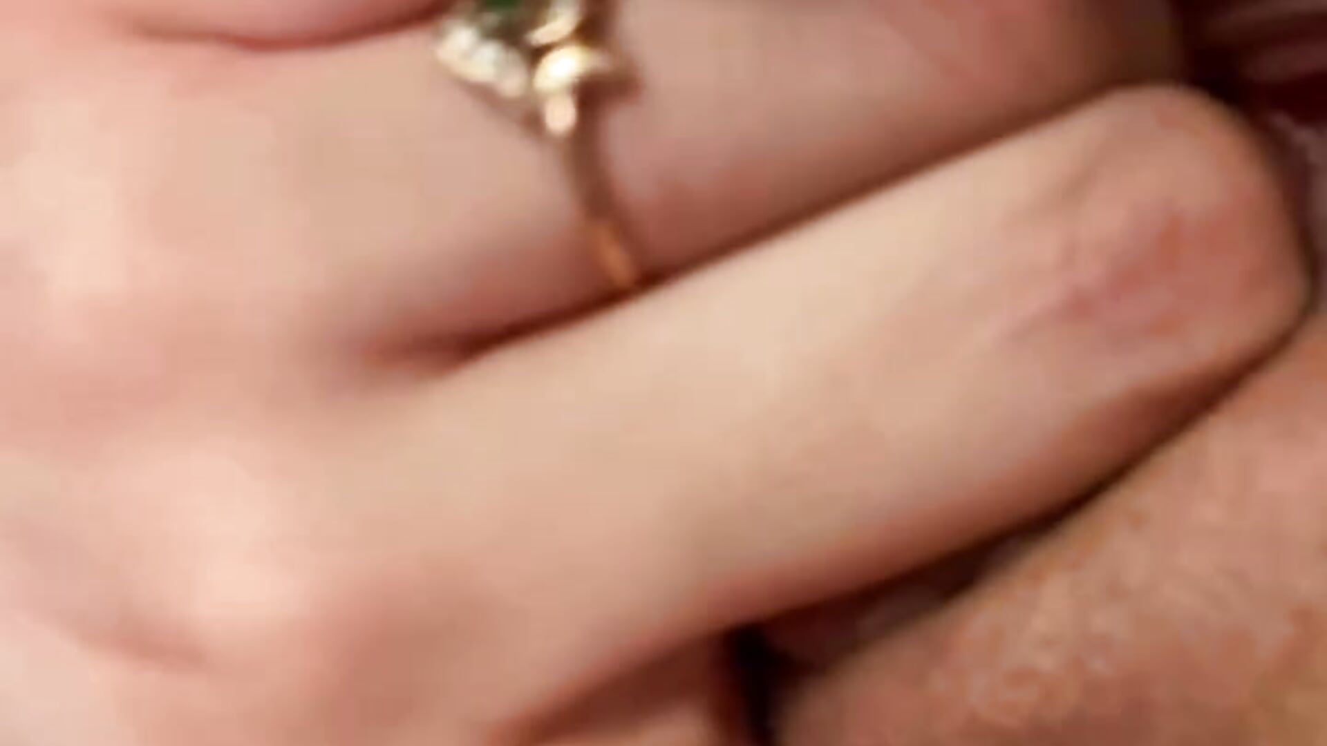 Fingers in pussy 🔥