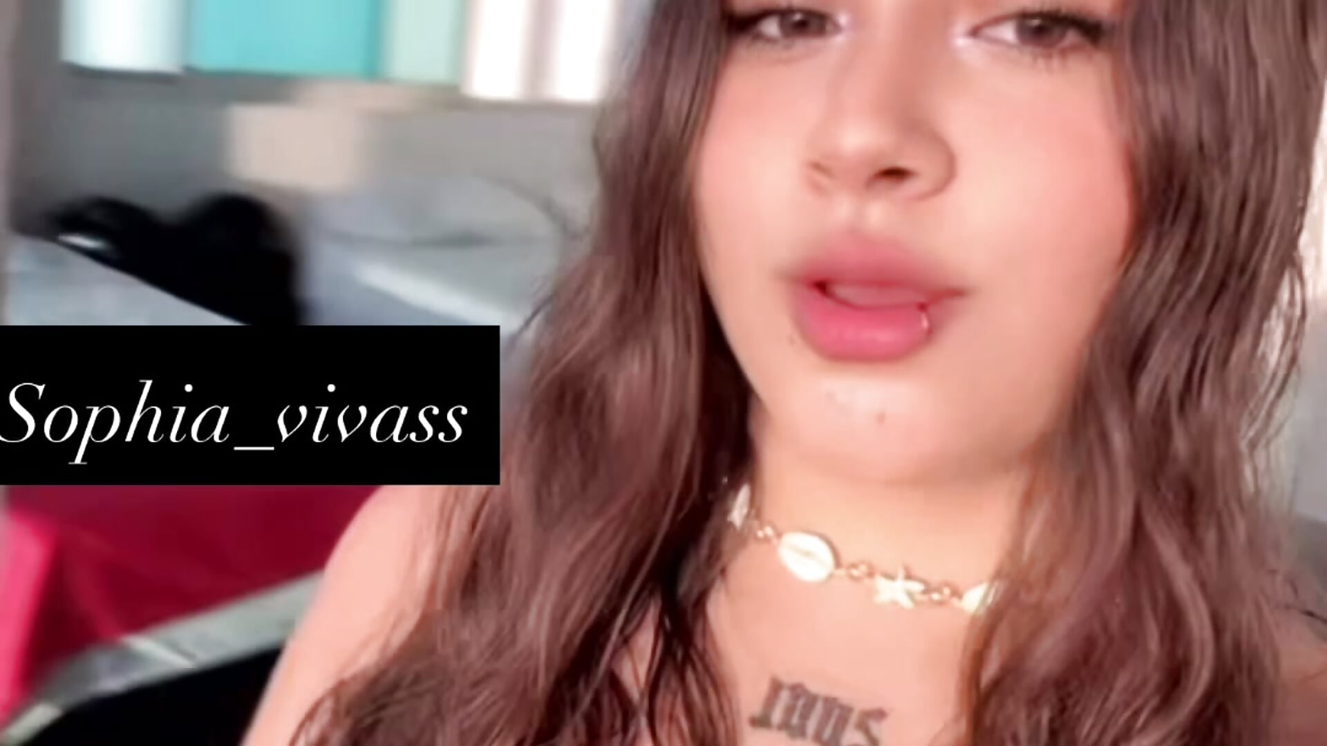 Sol ☀️ playa 🏝️ y arena … - video by sophia_vivass cam model