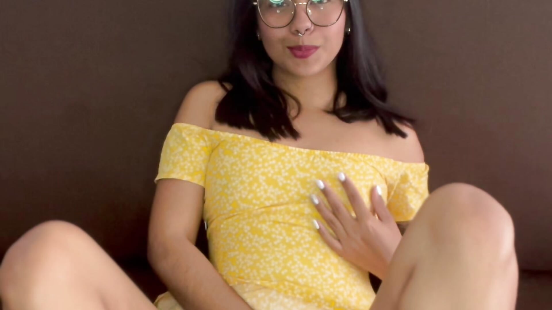 A bit of me! - clip cu zyra_bailey model videochat