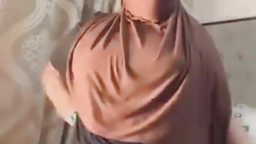 inbound2633845128516648563 - video by Layali2001 cam model