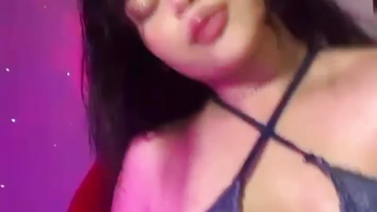 93e7add5-d985-4a1a-9e3e-aca0d3f1579d - video by Violetaa_pink18 cam model