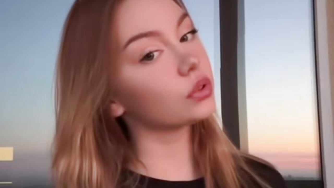 me - video by DaylePain cam model