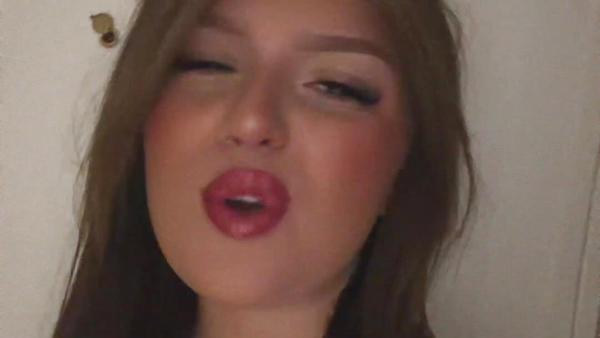 26c2df107ba345dbaa0938f1c37ab1f1 - video oleh oce_xxx kamera model