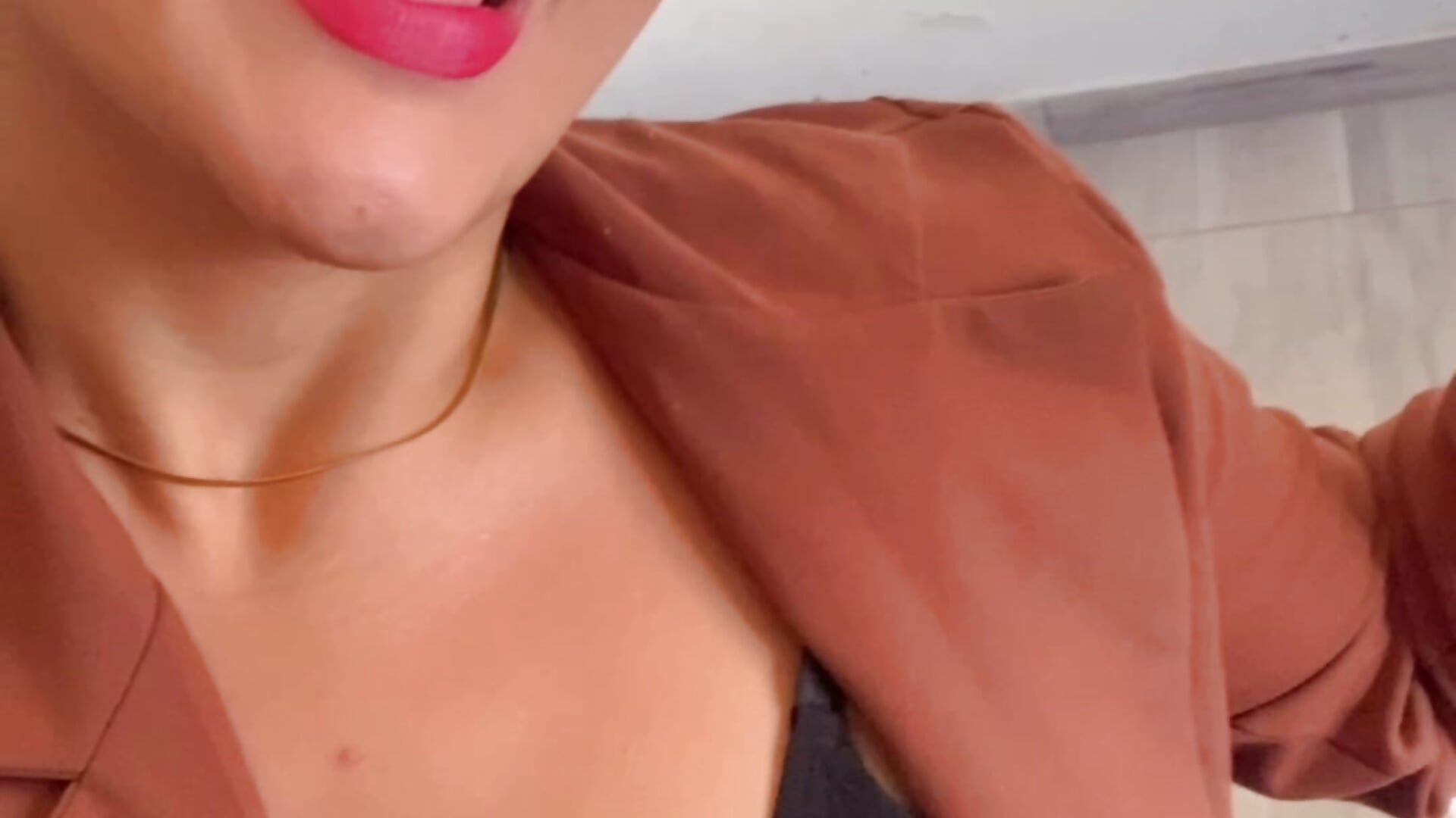Smile - vídeo de la modelo de cam SpicylatinaSashi