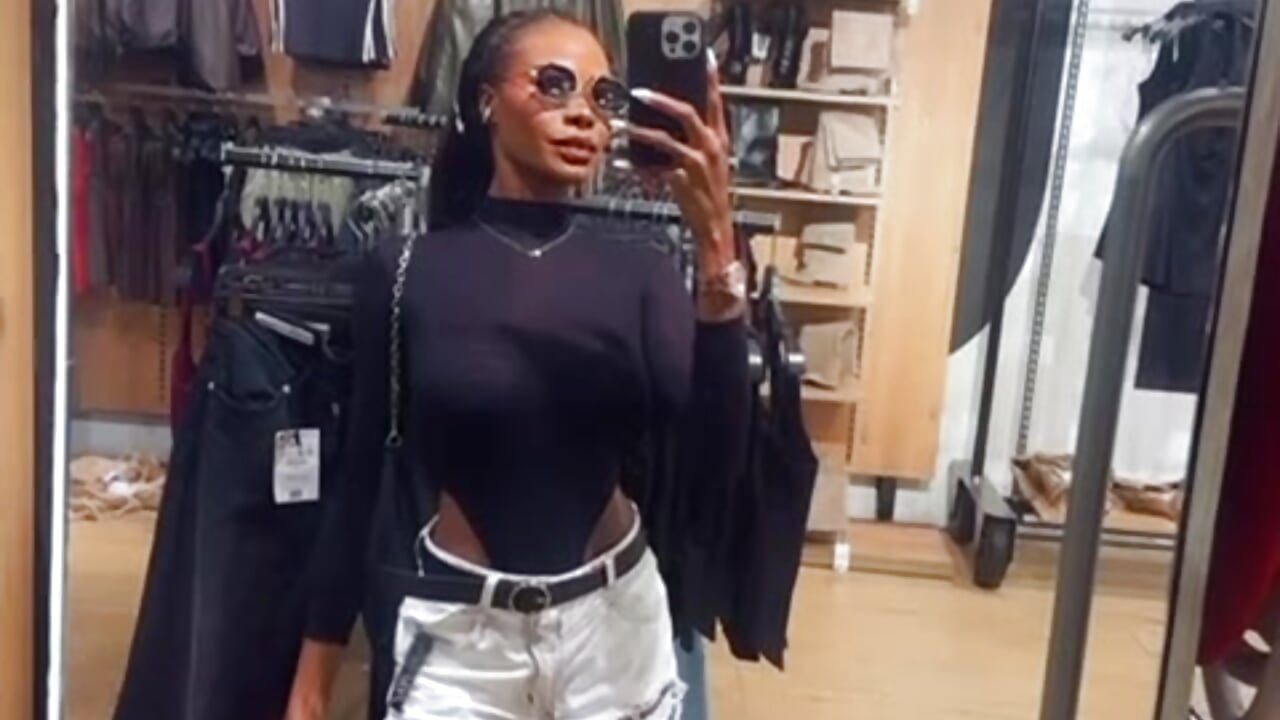 love - vídeo de la modelo de cam Ayra-starh