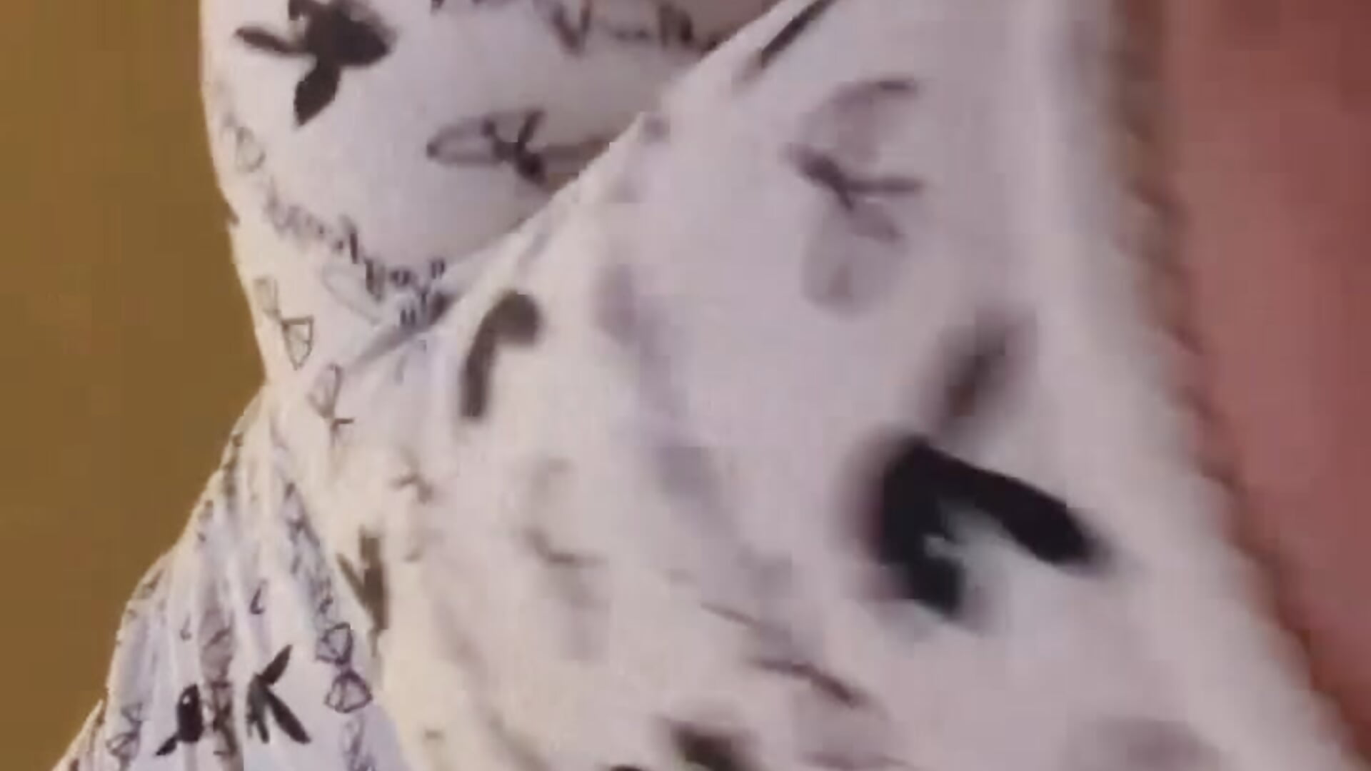 Wiggles :) - video by athena_blaze cam model