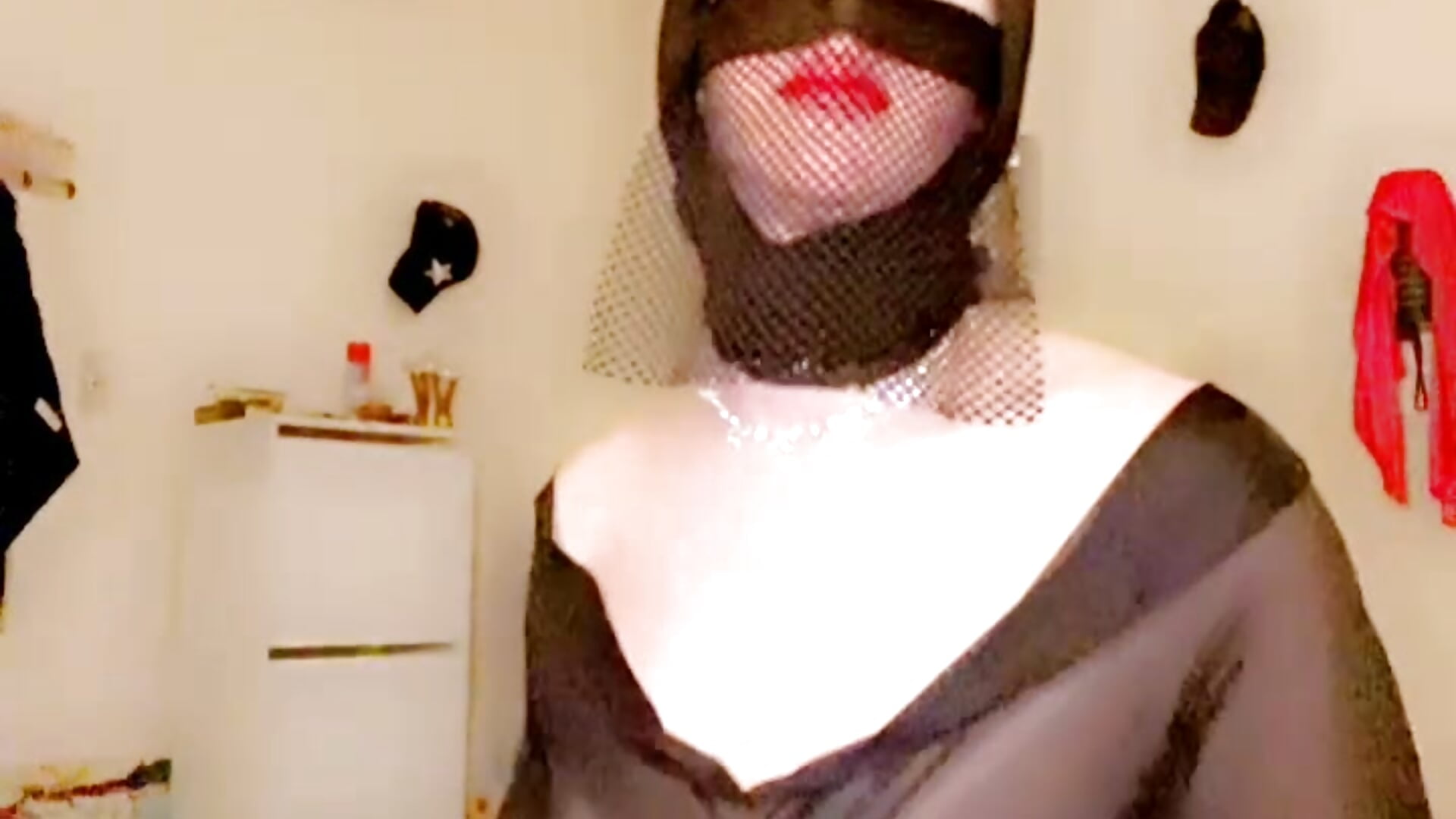 ips-33347F03-743F-4AE1-B1F5-79BBE04AD0D6 - vídeo de la modelo de cam Ashwak_trans