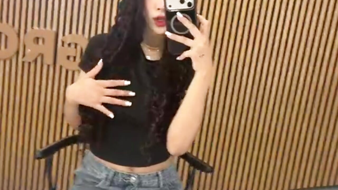 onlineee🖤🫦 - video by Noah_perez_ cam model