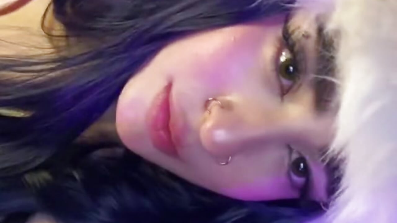 Doll - video by DashaLux cam model