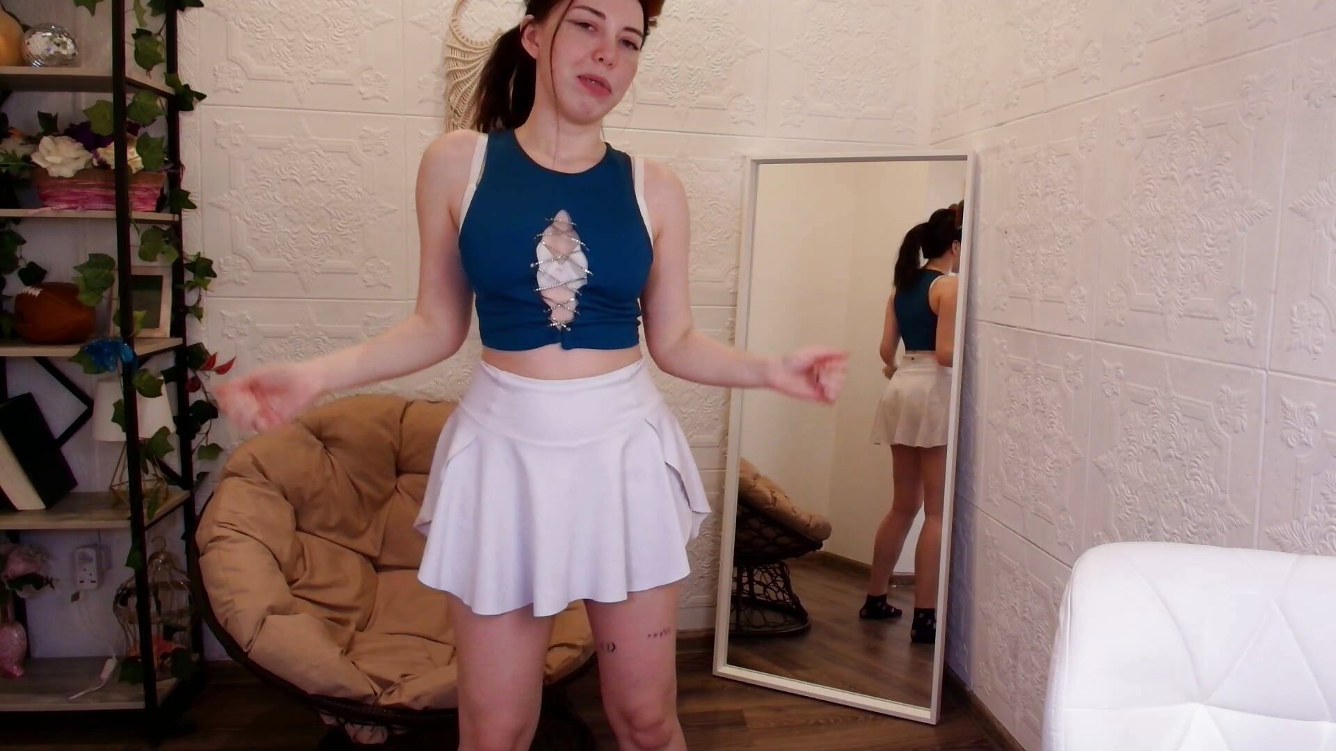 2026-03-26 17-02-07 - วิดีโอโดย foxy_18 โมเดลแคม