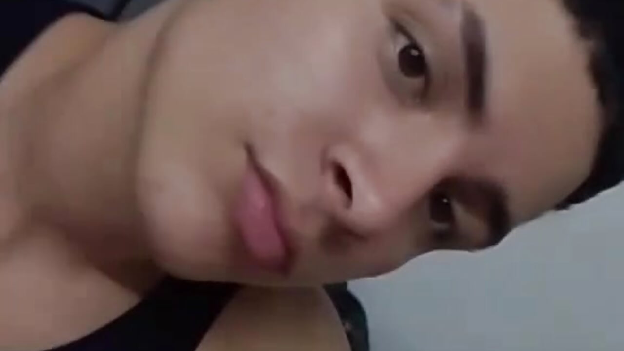 Cute - video by Axel_OS cam model