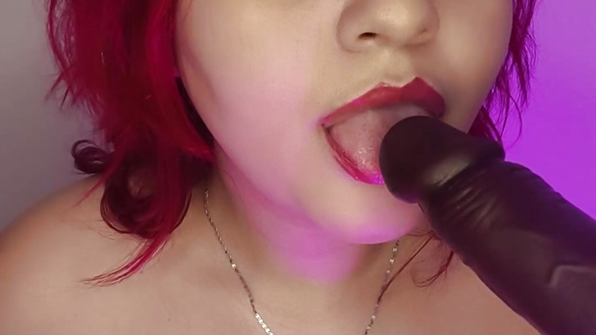 Juicy blowjob in topless 💦 - video by RosalieVittoria cam model