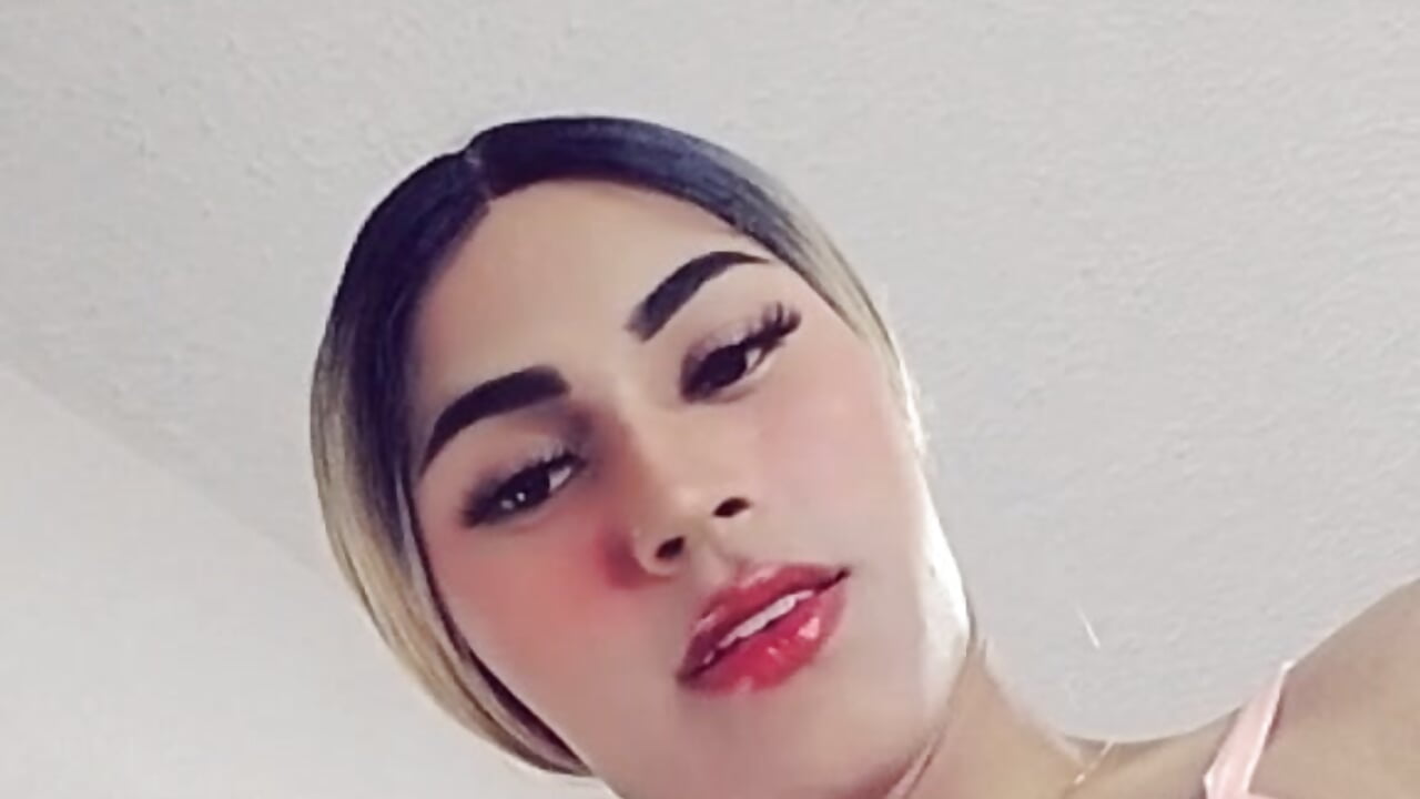 Alejandra_and_James_ - kameramalli trendaava video 6866