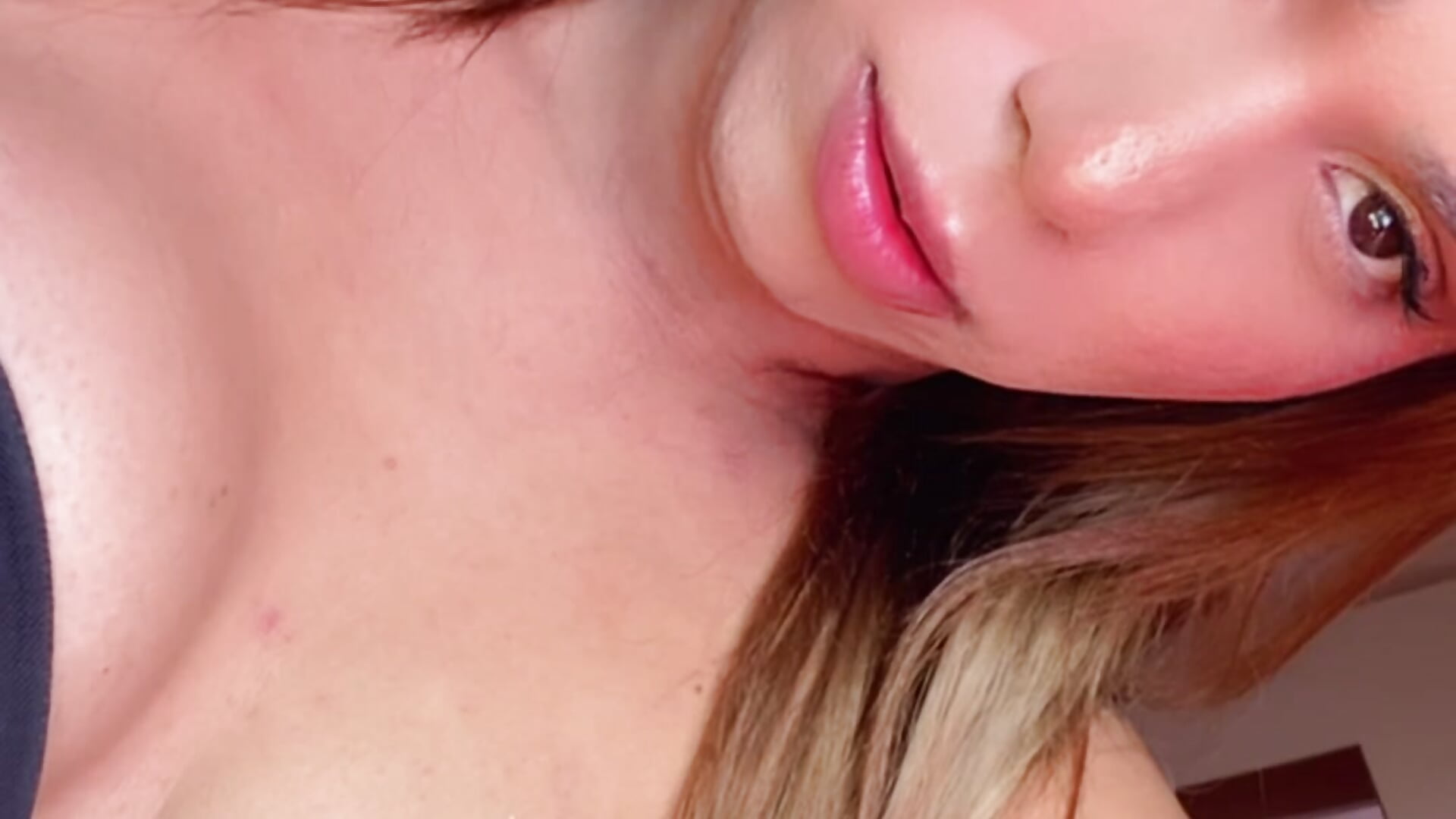 Bela - vídeo de la modelo de cam Jullyanaximeness