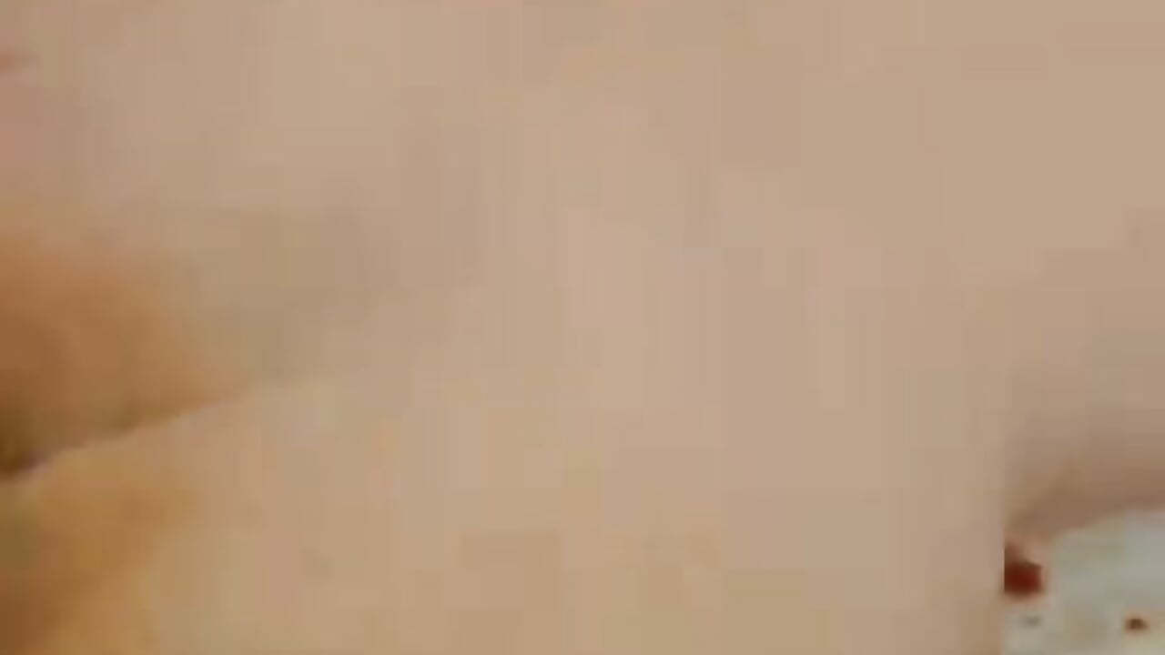 fuck Lizzy in doggy - video av PeacheyxCream cam model