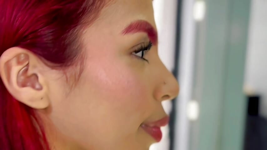 scarlet with nose piercing– Scarlet__Rosse kameramodell videója