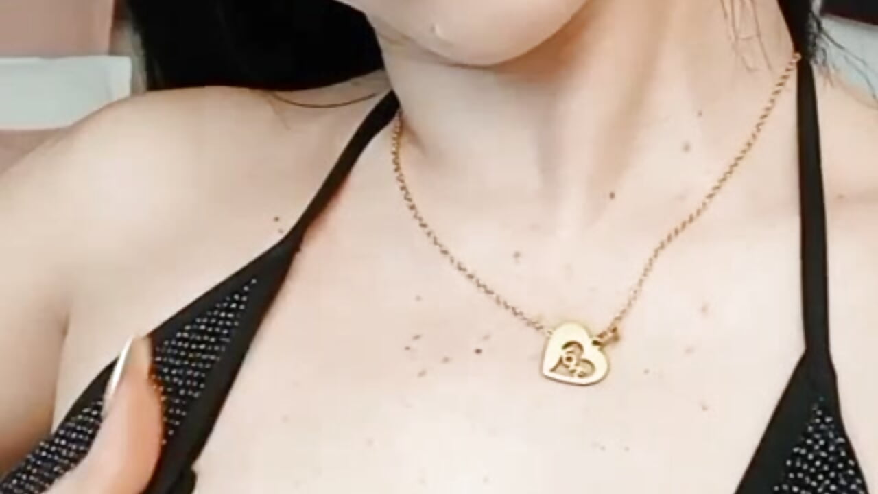 my natural tits - video by AmbarJenssen cam model