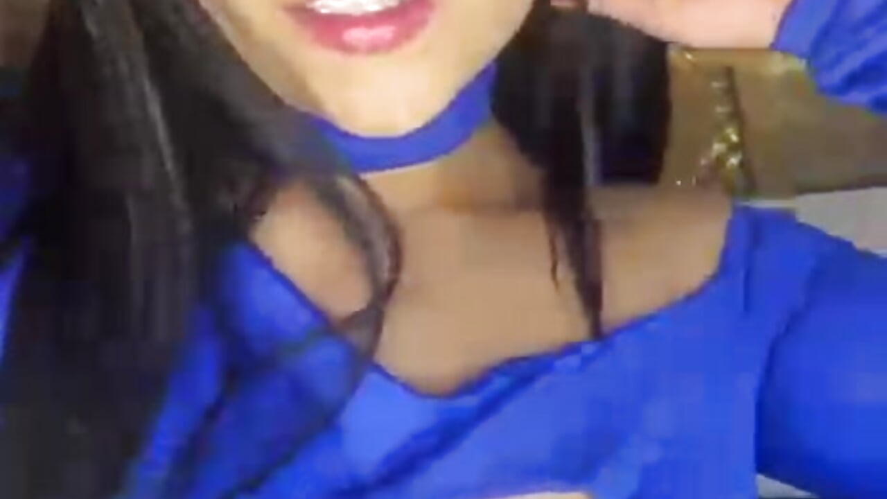 Blue Girl - ক্যাম মডেল RoxiPlace-এর ভিডিও