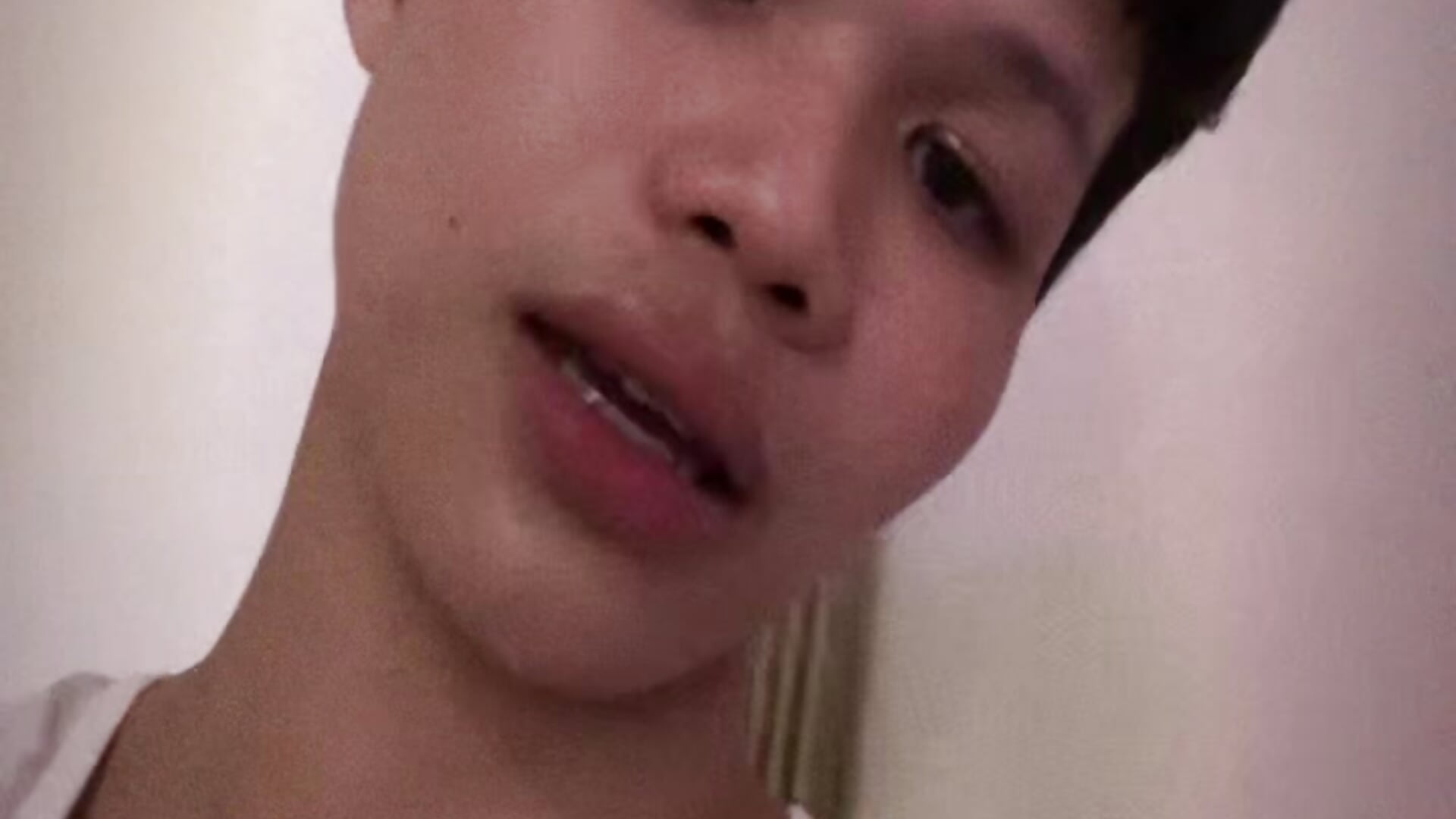 me!!! - crazyasiantwink1 adlı kamera modelinin videosu