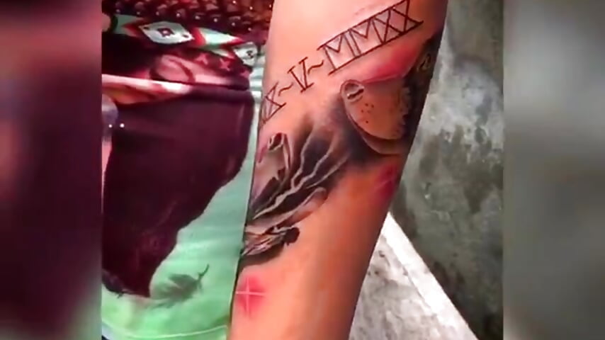 Tatto❤️☺️ - vídeo de amy-kalifa modelo de câmara