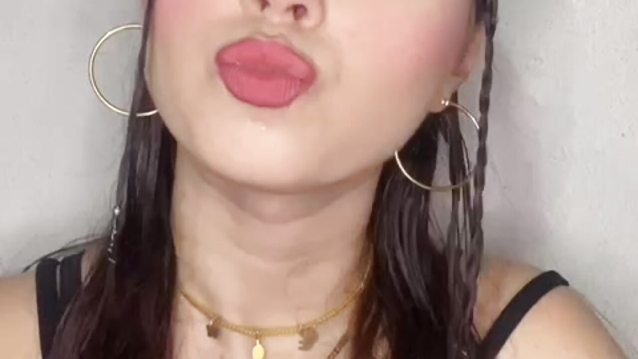 Hana - video oleh Hana_and_Zeta2026 kamera model