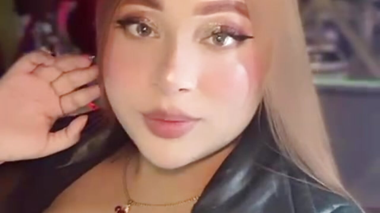 Un besito. - video av venuscopper cam-modell