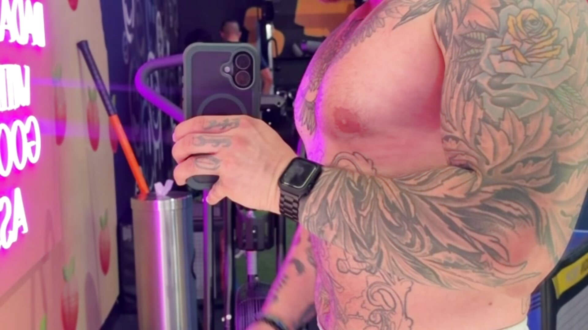 Hope we like big boys - video od modelky/modela maxx_wood