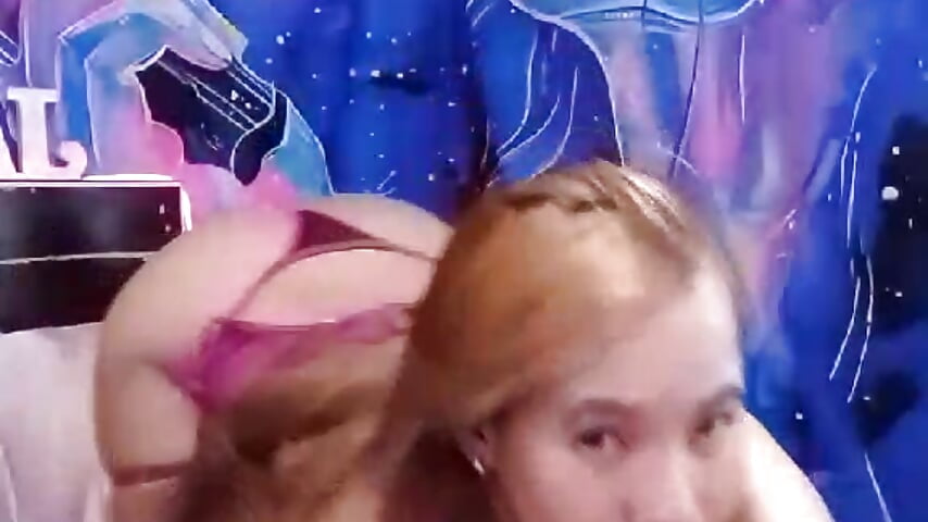 Sexy tease - video by MARY-CHAN cam model