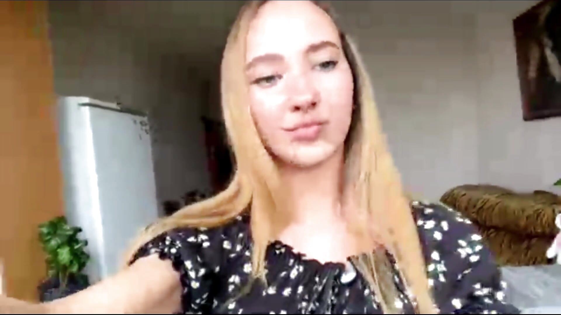 my roomtour! - video by Liesenaniles cam model