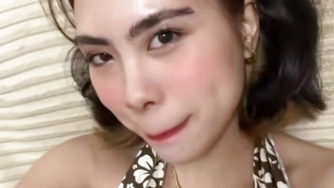 bit charmy how about you? - RachelPlaxico主播的视频