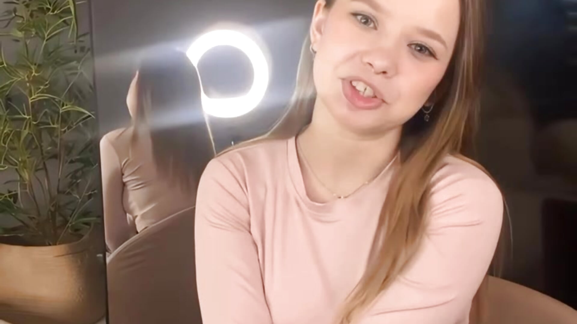 🔥 - วิดีโอโดย BambiBaby_ โมเดลแคม