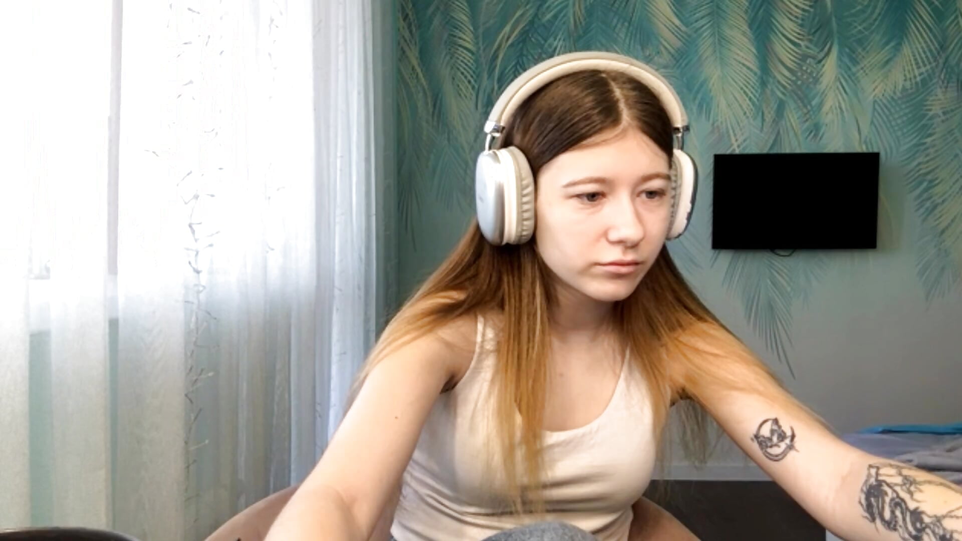 20260404100456 - відео від вебкаммоделі Kate_Jomallona