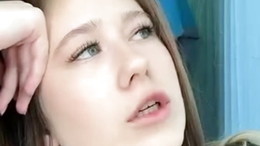 me0 - video van Kate_Jomallona cam-model