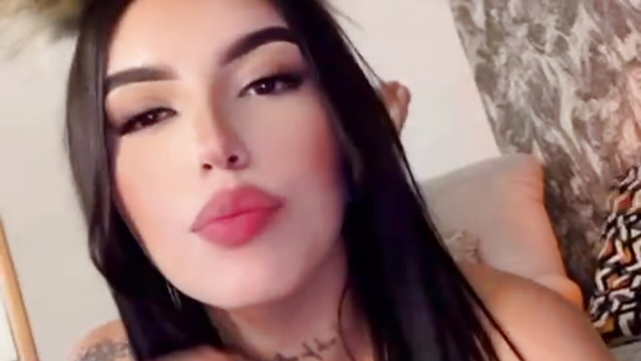 WhatsApp Video 2026-03-28 at 5,15,54 AM - video av sabrina_voss cam model