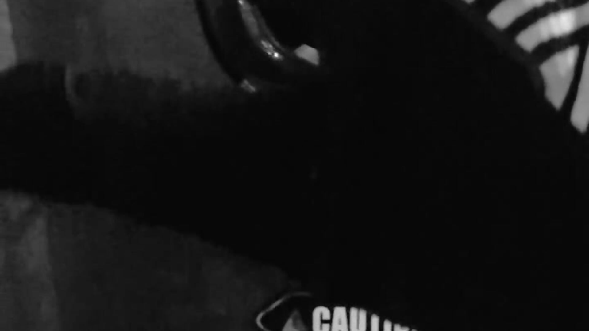 Vídeo em tendência de modelo na câmara Vale1710 4152