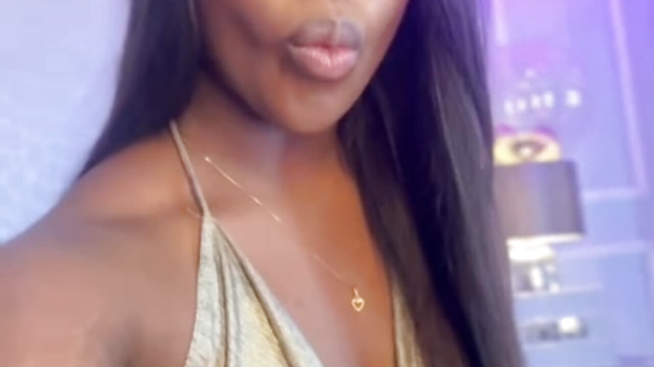 Sexyface - vídeo de la modelo de cam IrisJones_