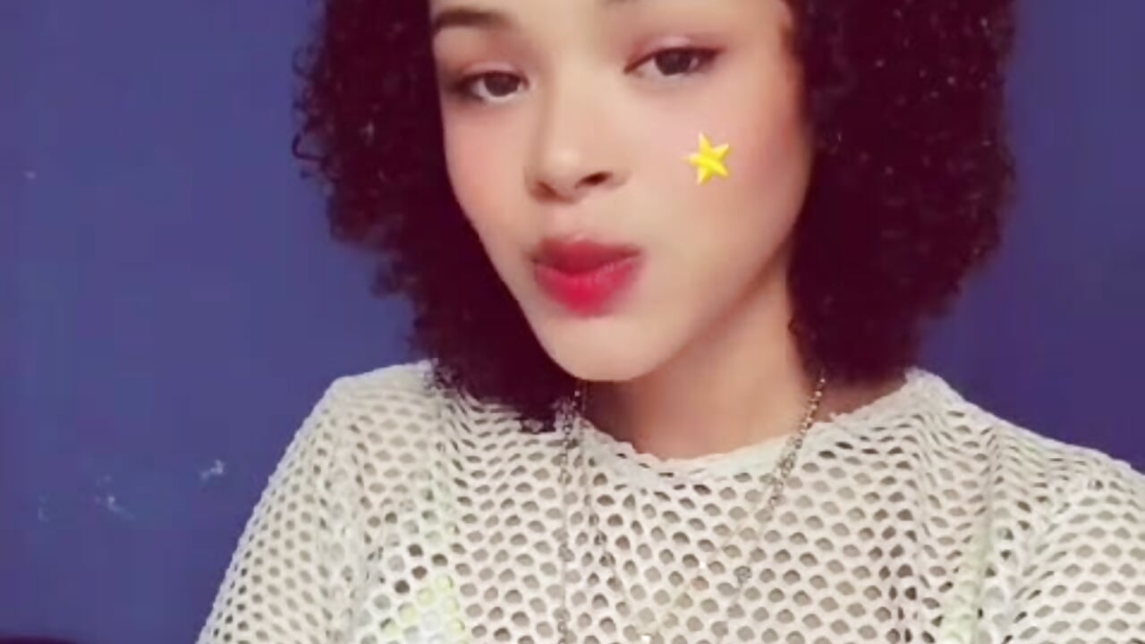 WhatsApp Video 2026-03-27 at 1,24,35 PM - video av Shantall_Armi cam model