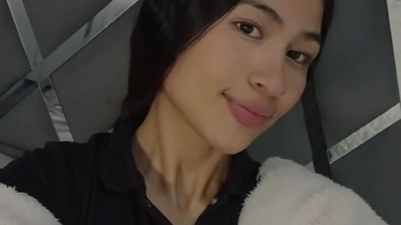 WhatsApp Video 2026-04-01 at 9,52,08 AM - відео від вебкаммоделі AlondraHYH