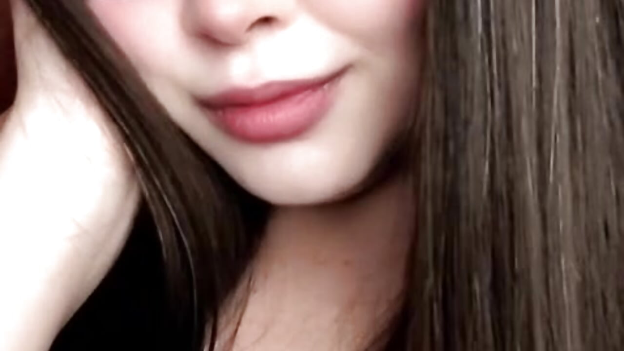 🌸 - video by Lola_dominatrix cam model