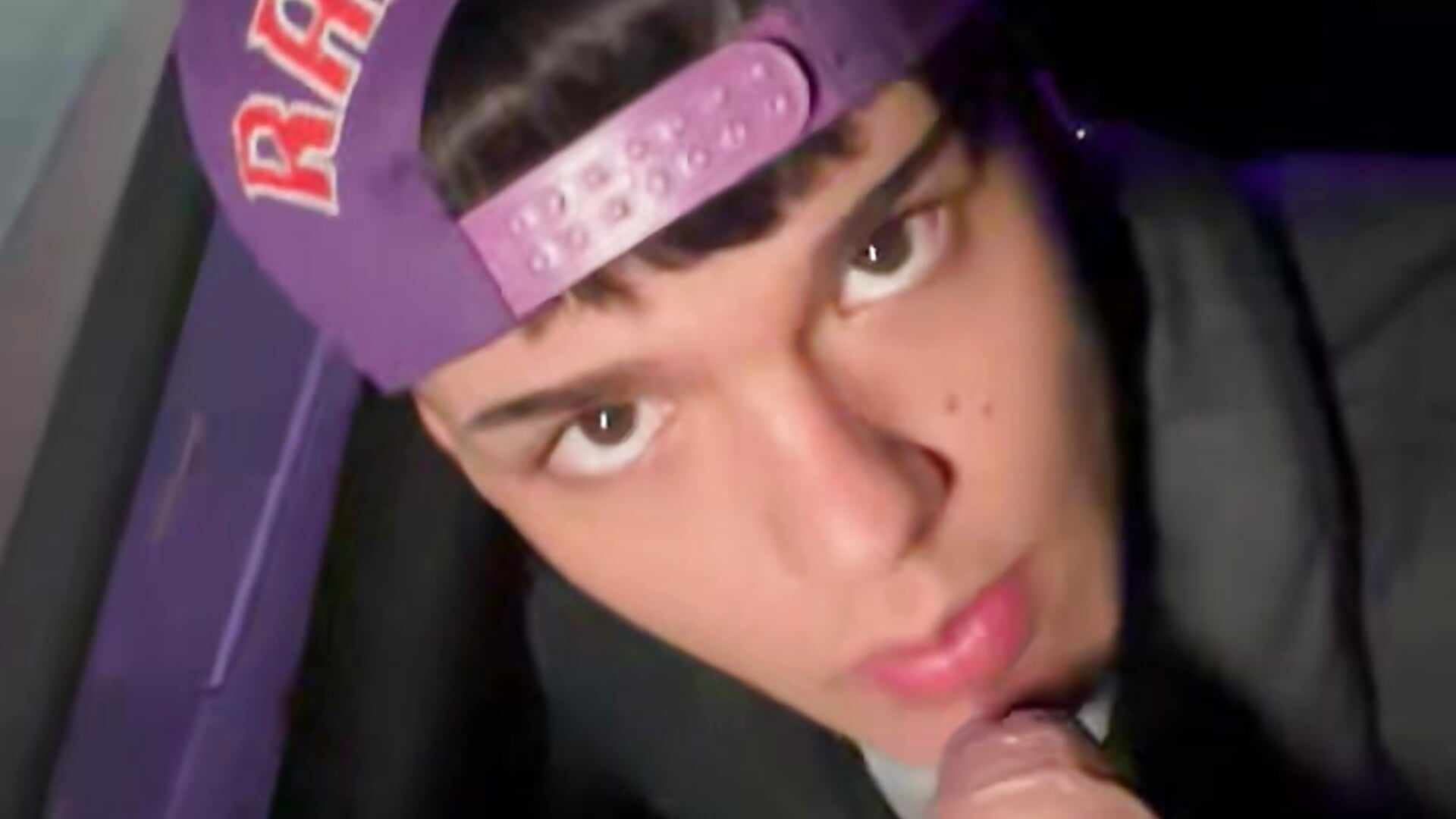 He says I wanna suck your dick at the rooftop - vídeo de la modelo de cam Keff_andrew34